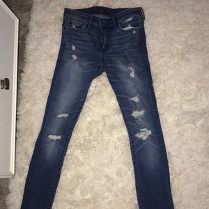 BRAND NEW ABERCROMBIE JEANS